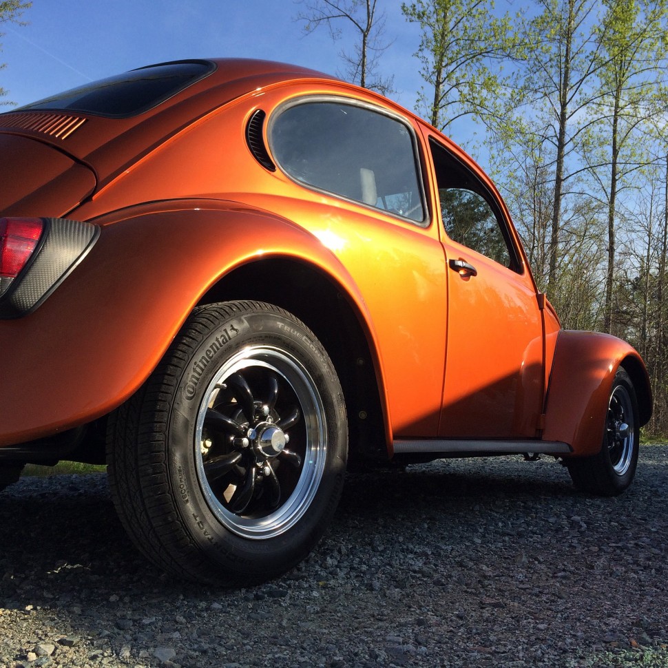 【動画】コンチネンタルタイヤ　Colin Braun’s Classic Beetle Rolls on TrueContact Tires